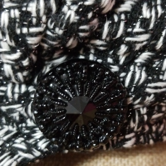 Black/White hat - Picture 6 of 8